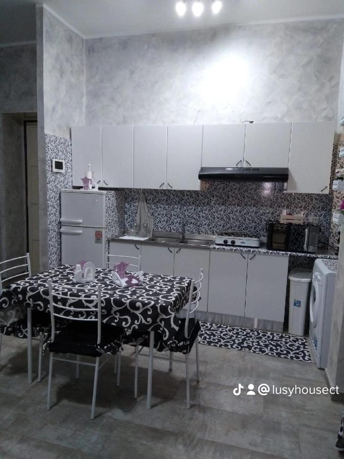 הוילה קטאניה Lusy House מראה חיצוני תמונה